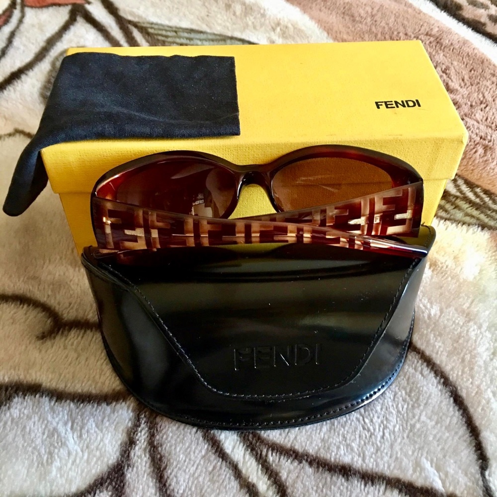 Fendi Sunglassesa